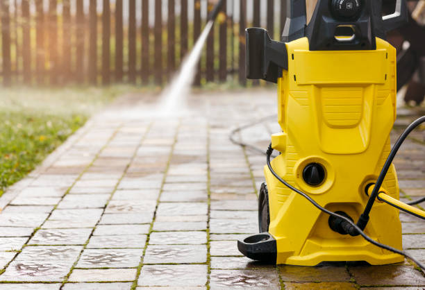 Best Dumpster Area Cleaning  in North Massapequa, NY